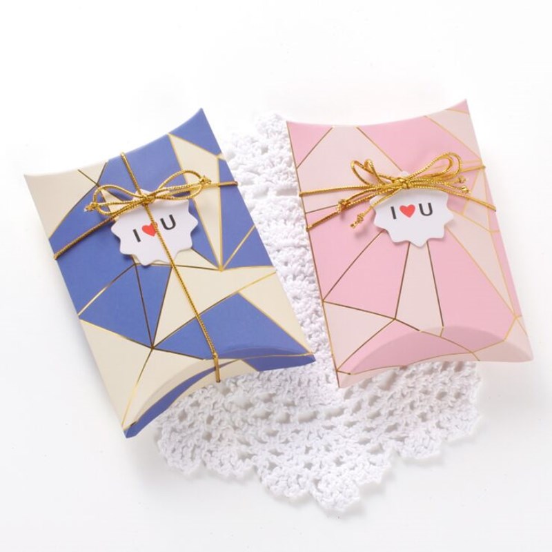 

Ins style high-end bronzing white card paper creative gift box customized fashion folding pillow box 14x10x2.8cm 10pcs cute