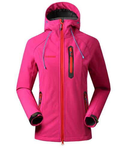 

Fashion- Softshell Jacket Women Brand Waterproof Rain Coat Outdoor Hiking Clothing Female Windproof Soft Shell Fleece Jackets, Black