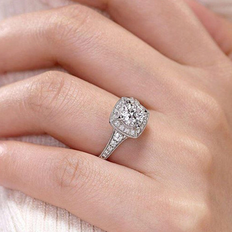 

Classic Four-claw Round Zircon Engagement Rings for Women Fashion Lady Simple Finger Rings Jewelry Gifts Dropship Anel Feminino