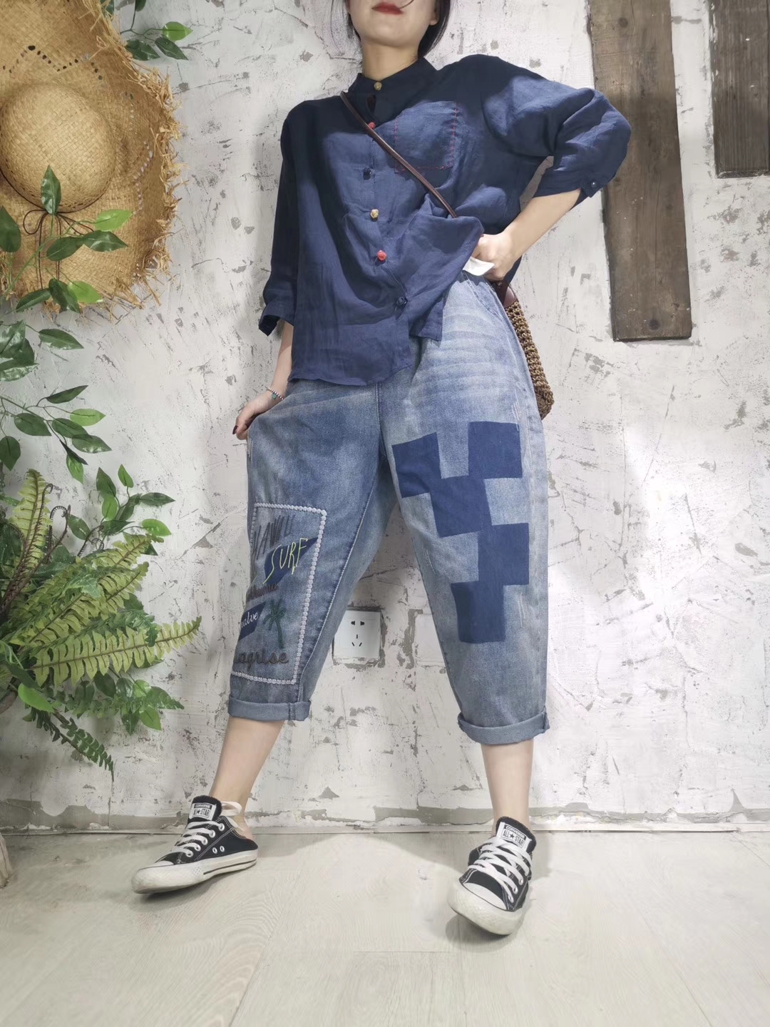 

Dark Blue White Black Feer Patch Leisure Female Elastic Waist Straight Leg Bk4425