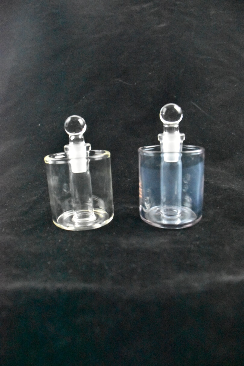 

Other smoking sets, cotton swab boxes, glass hookah accessories, welcome to order