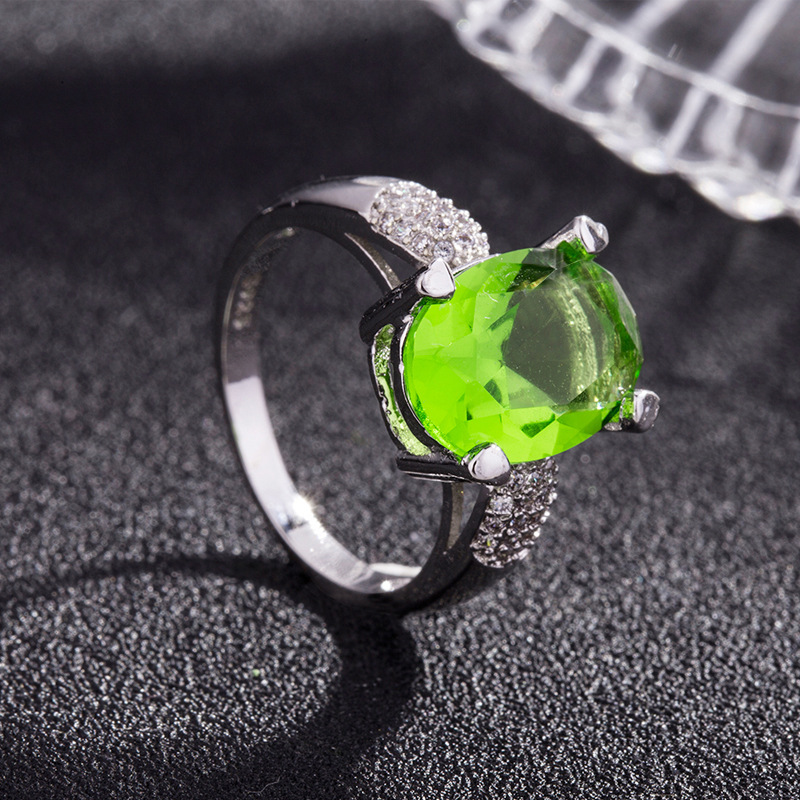 

Euramerican Olive Zircon Women Rings Fashion Simple Geometric Design Engagement Wedding Rings Charming Bridal Jewelry anel