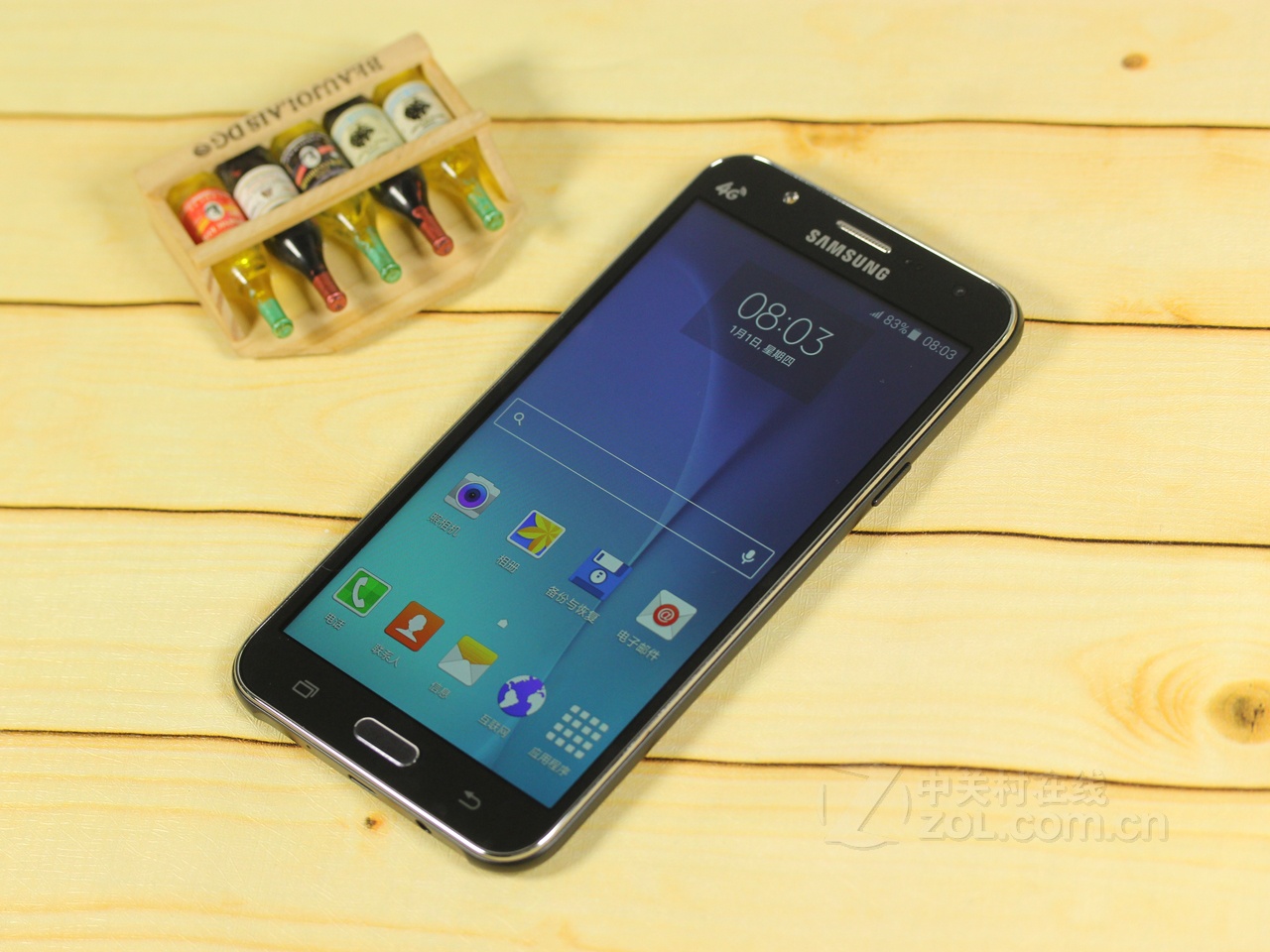 

Refurbished Original Samsung Galaxy J7 J700F Dual SIM 5.5 inch LCD Screen Octa Core 1.5GB RAM 16GB ROM 13MP 4G LTE Unlocked Phone, Gold