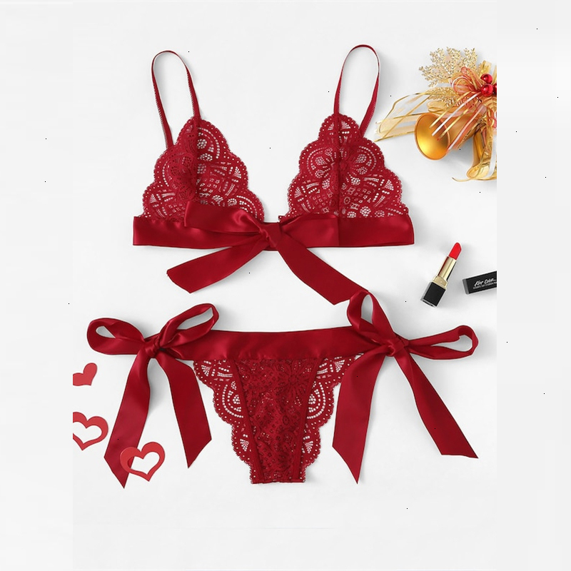 Femmes Sleep Heightwear Femme Lingeries Polyester Rouge Sexy Lingerie Ensemble V Cou Sans manches Dentelle Saint-Jacques Bralette et Pantie Intim