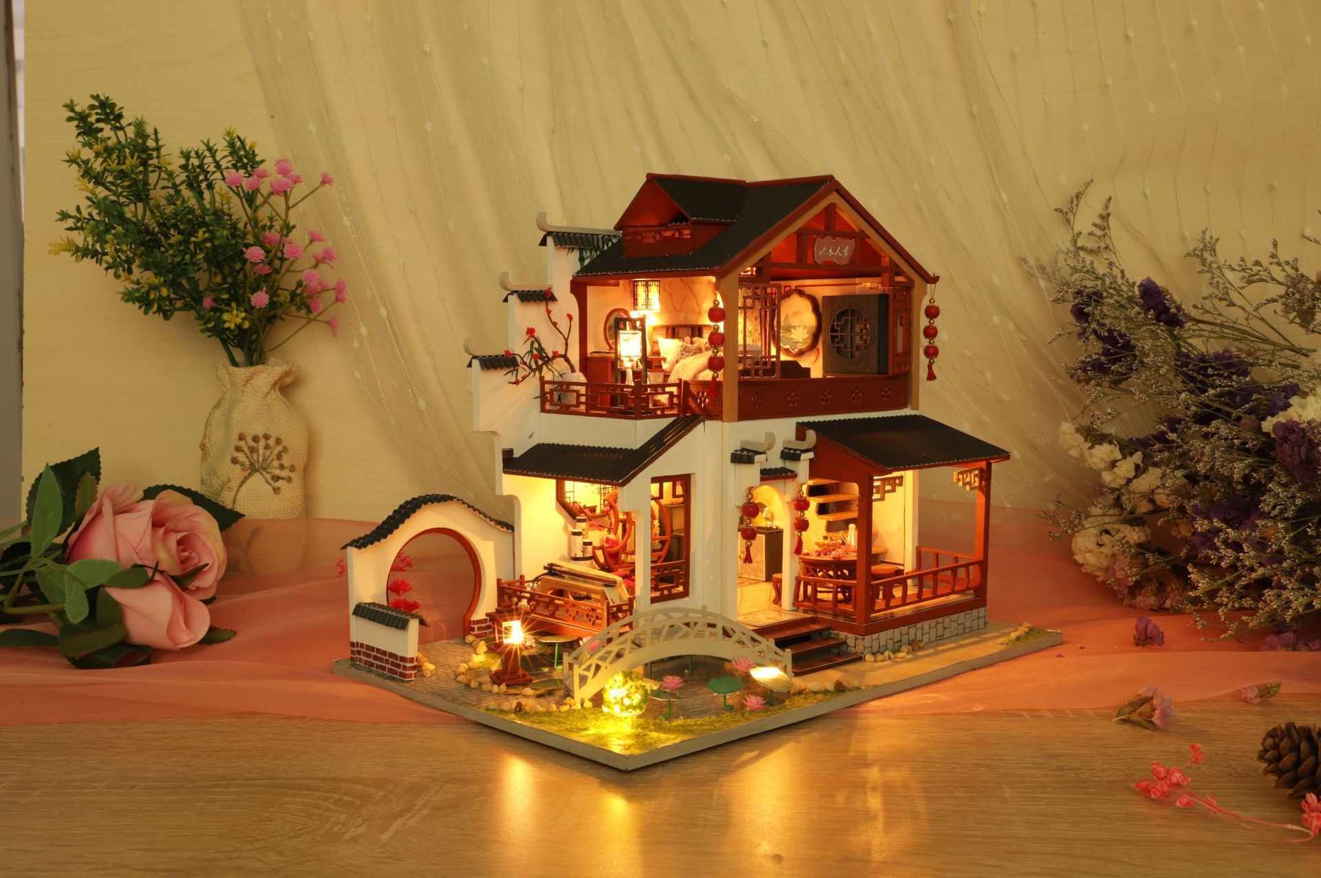 dollhouse christmas accessories