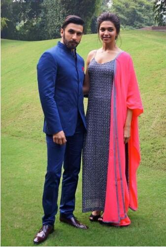 

Lastest Design Fashion Royal Blue Men Suits Tuxedos Wedding Suit For Man Groom Best Man Party Prom Blazer (Jacket+Pants, Black