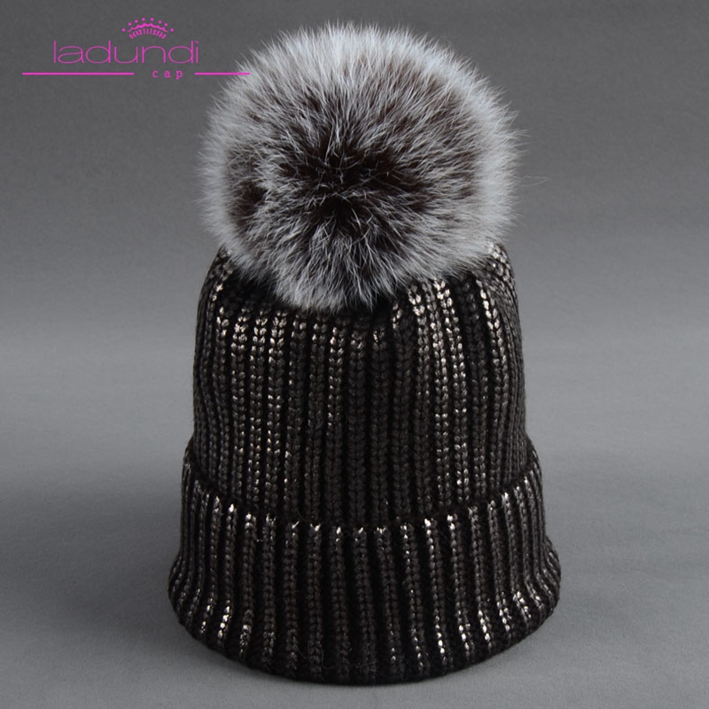 

New Winter Beanies Ladies Knitted Wool Bronzing Hats Fashion Pom Pom Real Raccoon Fur Caps Skullies Hat For Women Fur Cap