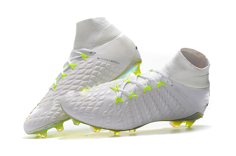 hypervenom blanco con verde