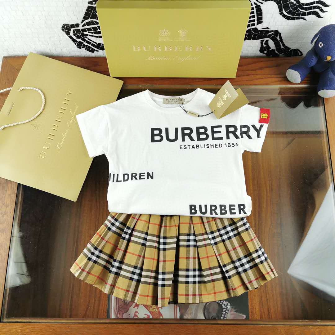 burberry quema ropa baile