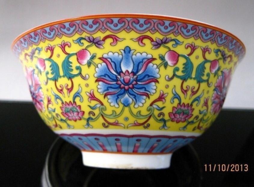 Chinese Rose Porcelain painted Dragon and phoenix Plate w Qianlong Mark