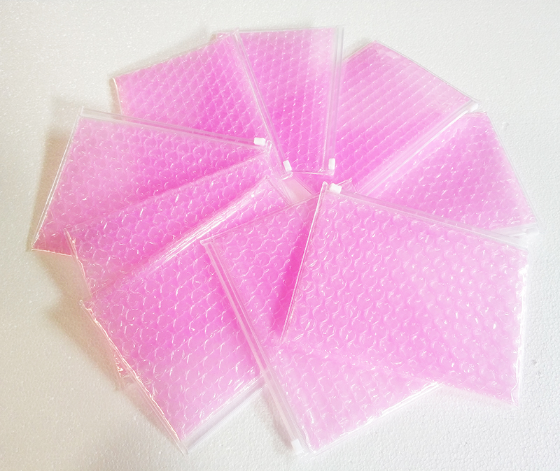 

Pink Color PVC bubble film zipper bag transparent waterproof shockproof pressure-proof Envelope Zipper Bubble Packing Bags