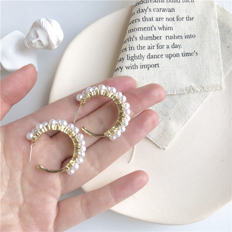 

Lexie Diary 2020 New Fashion S925 Silver Plated Stub C Shaped Pearl Alloy Earrings for Women Accessory Jewelry