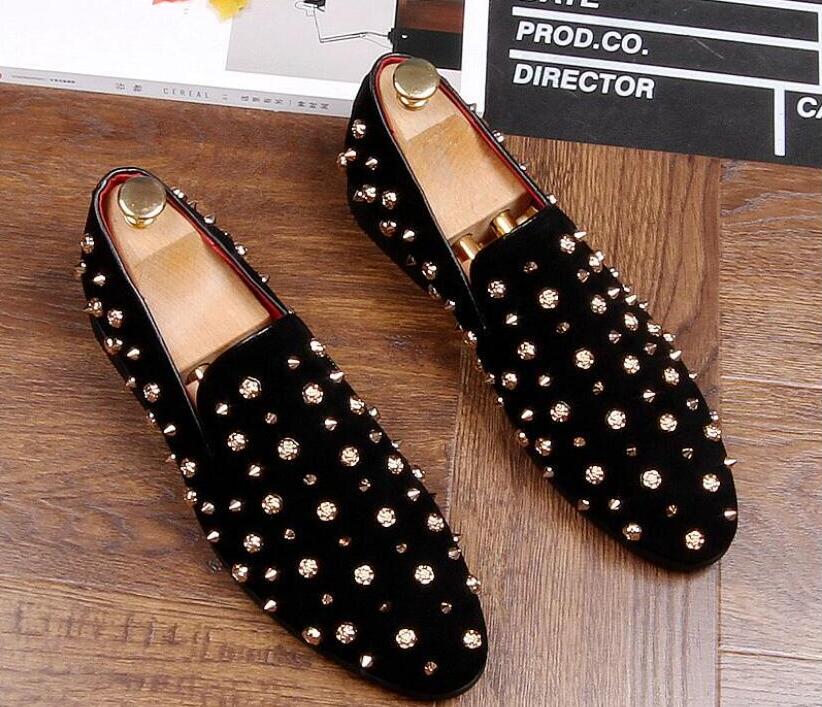 

2019 New Men's Fashion Casual Shoes Gold/red Glitter Leisure Slip on Rivets Loafers Shoes Man Party Weeding Dress Shoes size 38-44
