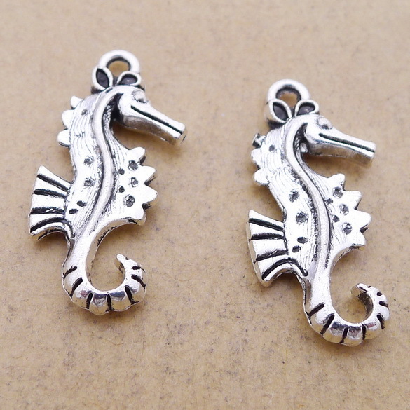 

A5756 Ancient Silver 100/ Package Alloy A Hippocampus Ornaments Ancient Silver Diy Ornaments Parts 2.1 G