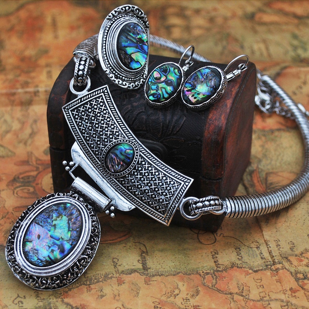 

Colorful abalone Bay ethnic style earrings necklace bracelet three-piece jewelry set decorative pinyoufei