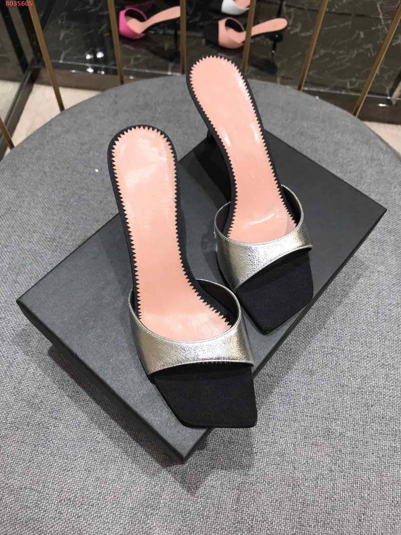 Offre spéciale femmes chaussures de créateur sandales en caoutchouc chaussures plage mince ceinture combinaison rayé tongs pantoufles minces talo