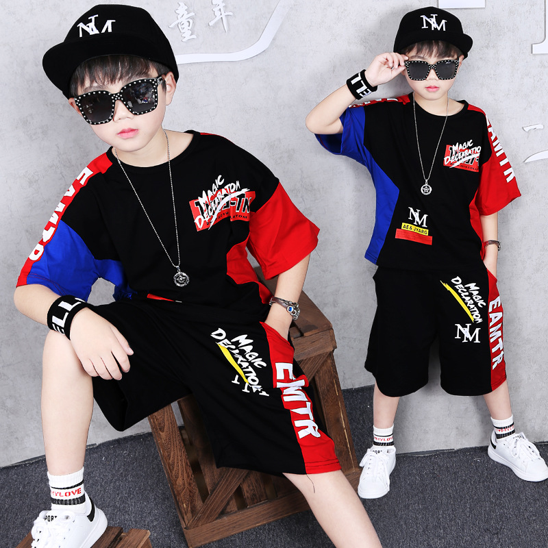 

Children's Clothing Boy Summer Hip-hop Style Clothes Suit Fashion Classmates Shorts Round Neck T-Shirt Festival Performance Clothing 2 Sets, Black