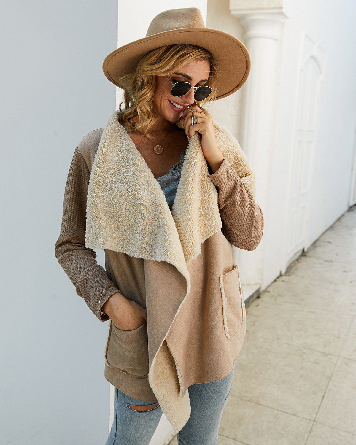 

Independent real shot irregular explosion models 2019 autumn and winter coat thicker clothes, Khaki