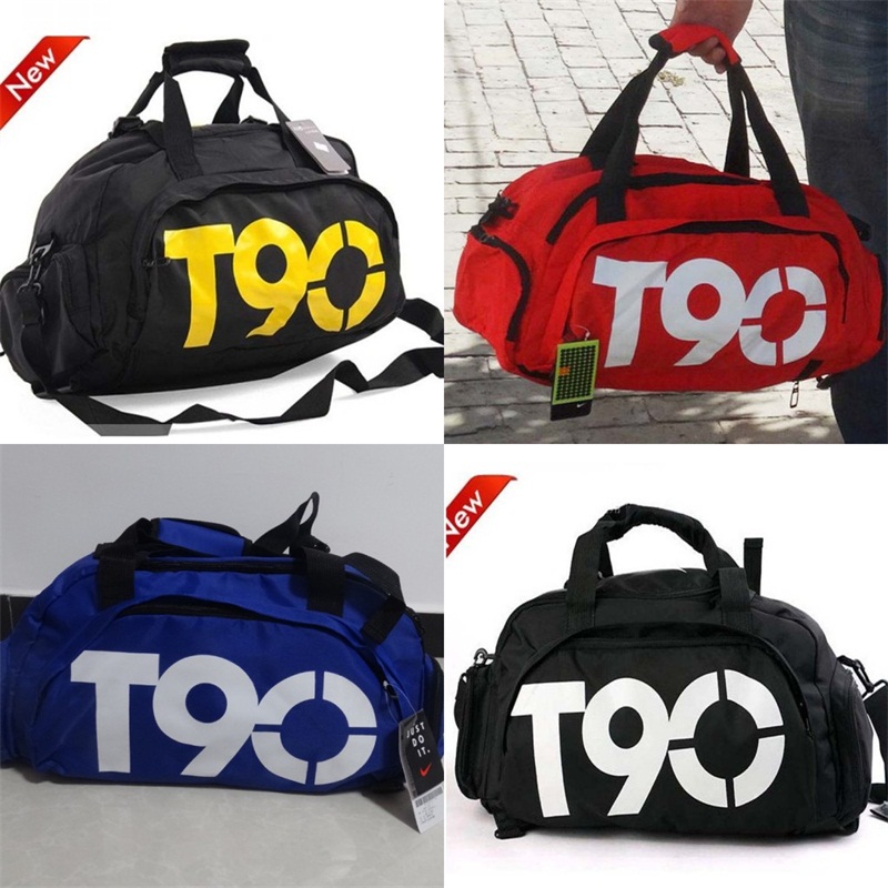 mochila deportiva negra