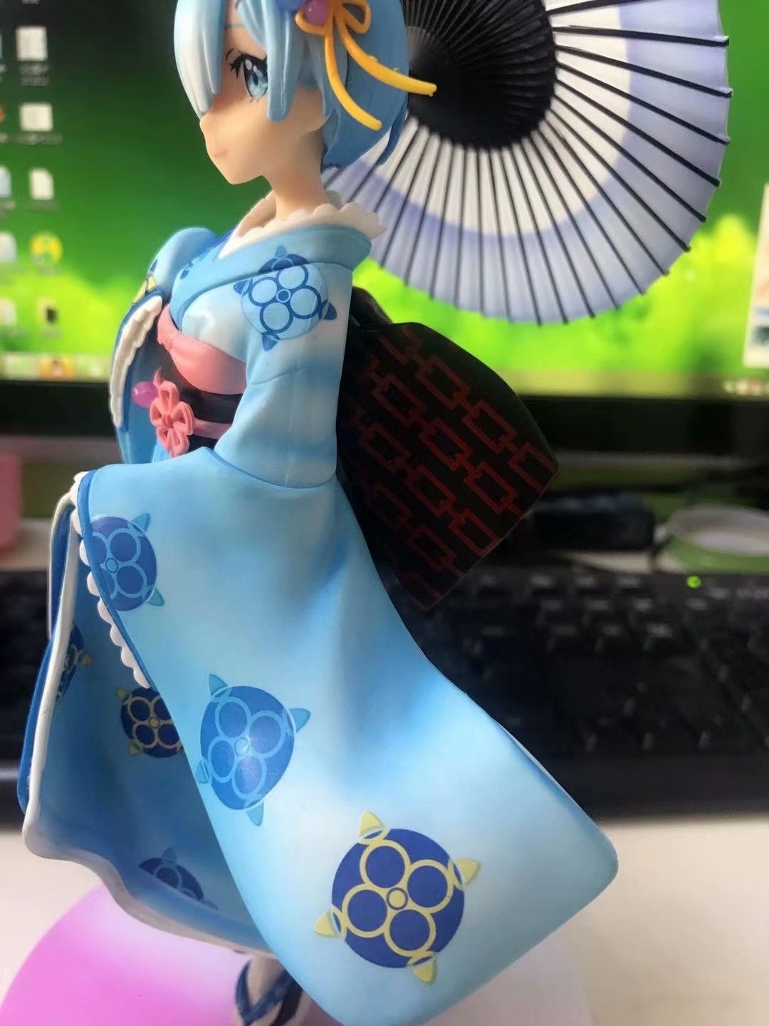 rem christmas figure
