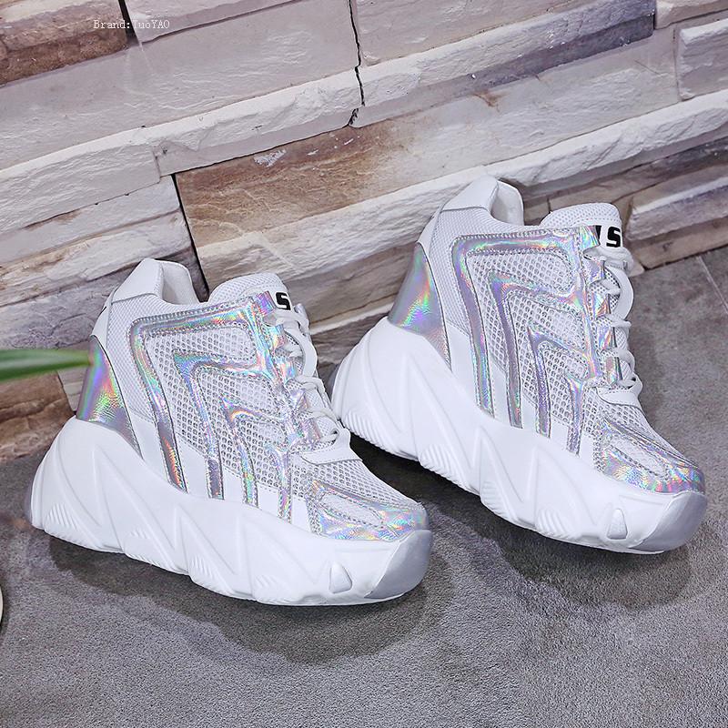 Hot-vente Femmes hauteur croissante Pompes 10 cm d'épaisseur Sole Formateurs Chaussures blanches