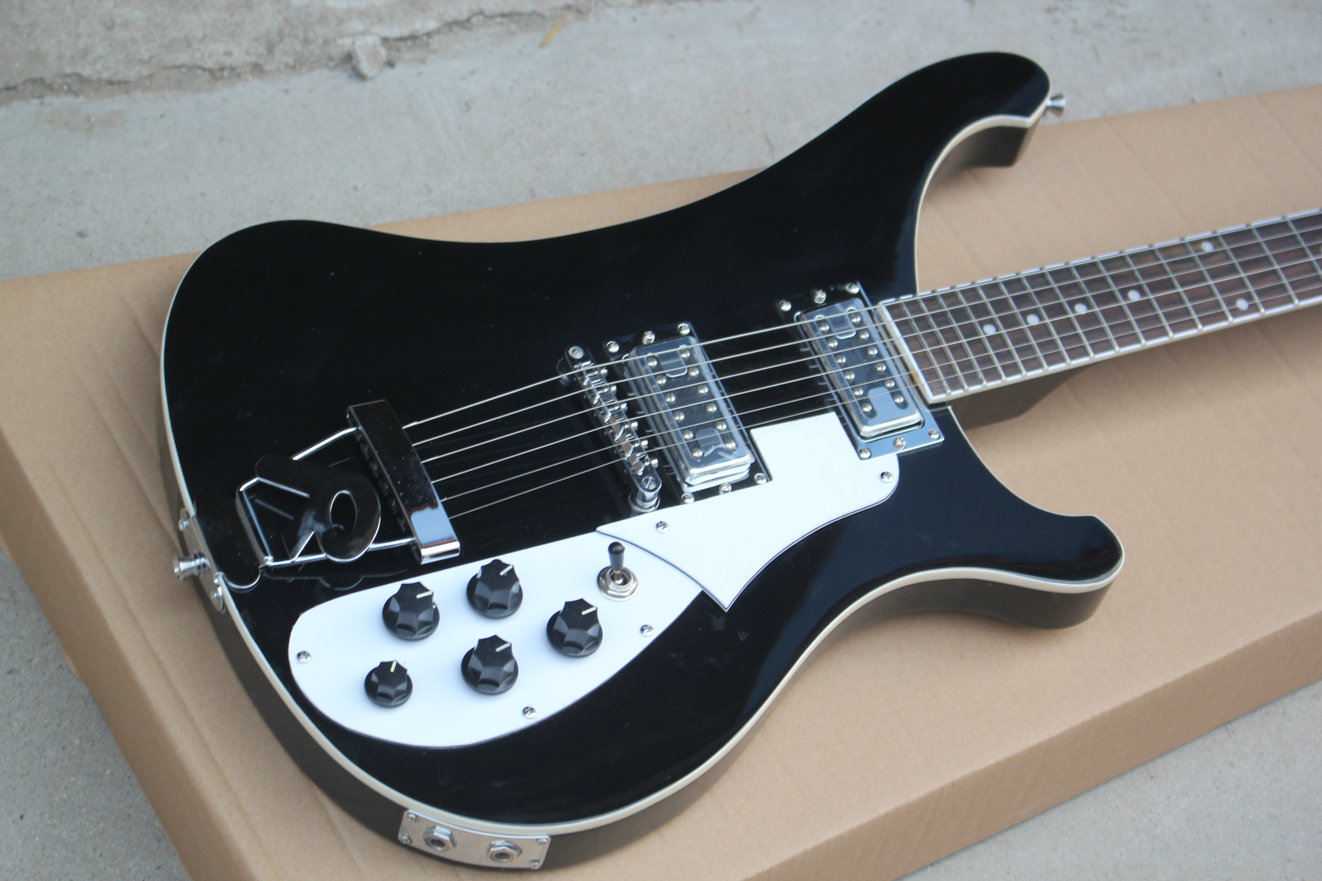 

Super Rare 4003 Jetglo 6 Strings Black Electric Guitar Triangle Mother Of Pearloid Fingerboard Inlay Top Selling