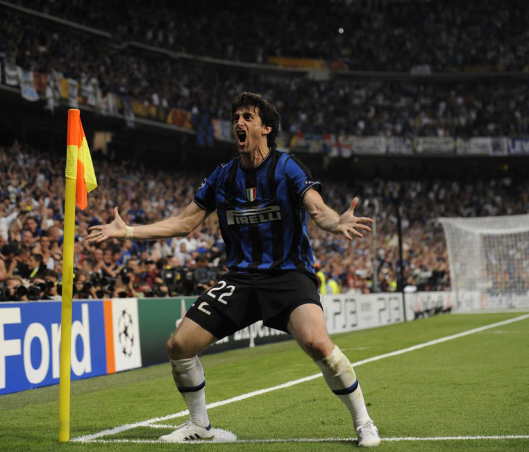 

2009-2010 Retro Inter #22 MILITO blue Soccer Jerseys league game Finals #4 J.ZANETTI #10 SNEIJDER soccer Shirts BAGGIO Football Jersey, No name