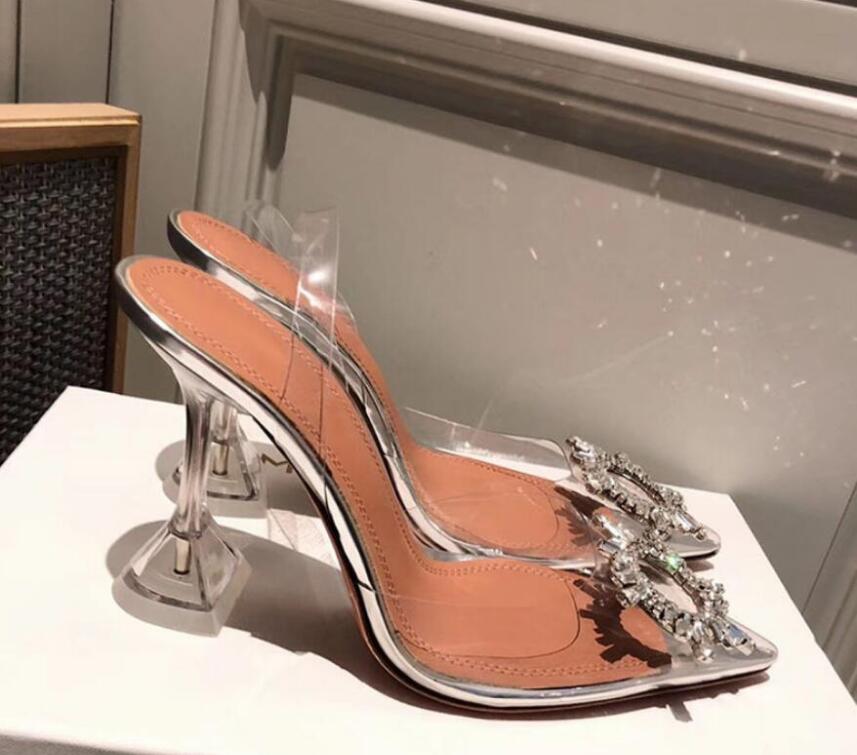 

Perfect Official Quality Amina Shoes Begum Crystal-embellished Pvc Slingback Pumps Muaddi Restocks Begum Pvc Slingbacks 5cm High Heel, Clear