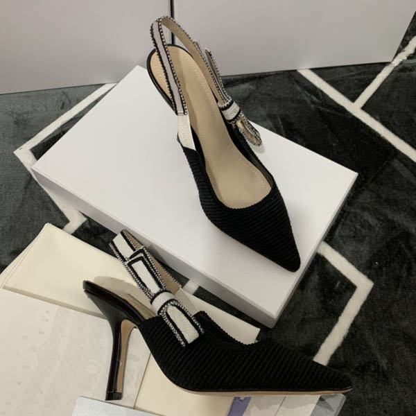 

Top quality 2020 luxury Designer style Patent Leather Thrill Heels Women Unique Letters Sandals Dress Wedding Shoes Sexy shoes 35-42, Black