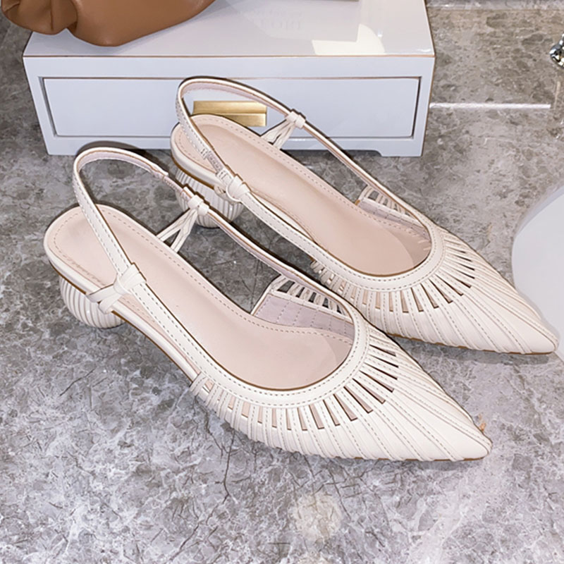 

2020 Summer Woman Sandals Shoes Ladies Low Heels Round Heels Leisure Sandal Female Rome Fashion Pointed Sexy Solid Lack-Up Shoe, White
