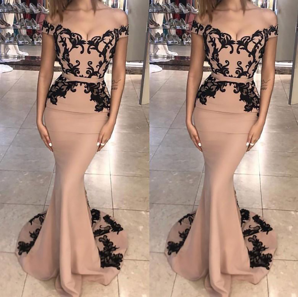 New Off Shoulder Floor Length Mermaid Sexy Evening Dresses Black Applique Nude Color Dress Custom Made Prom Dresses
