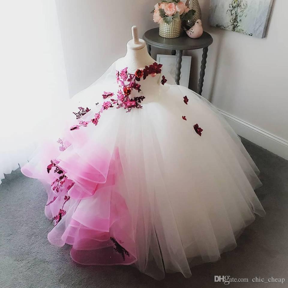 2020 Superbes perles de dentelle Fleurs Fleur fille Robes Faire fabriqué à la main Fleurs d'anniversaire Petite fille Robes de mariée Vintage des