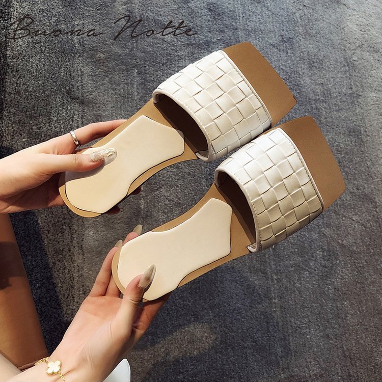 summer mules for womens