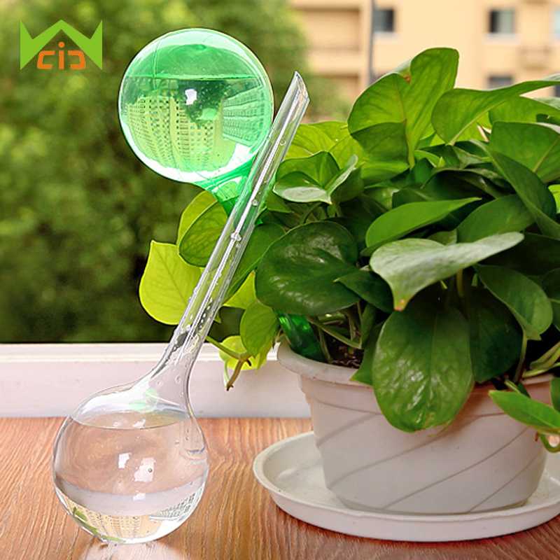

26.5cm PVC Plant Waterer Ball Type Drip Flowers Automatic Watering Device Watering Irrigation Garden System Imitation, Green