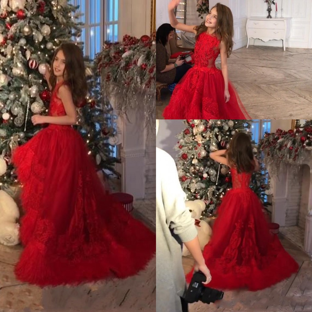 

2020 Stuning New Flower Girls Dress Red Lace Appliques Crystal With Feather Kids Sweep Train Girls Pageant Dresses Christmas Birthday Gowns, Fuchsia