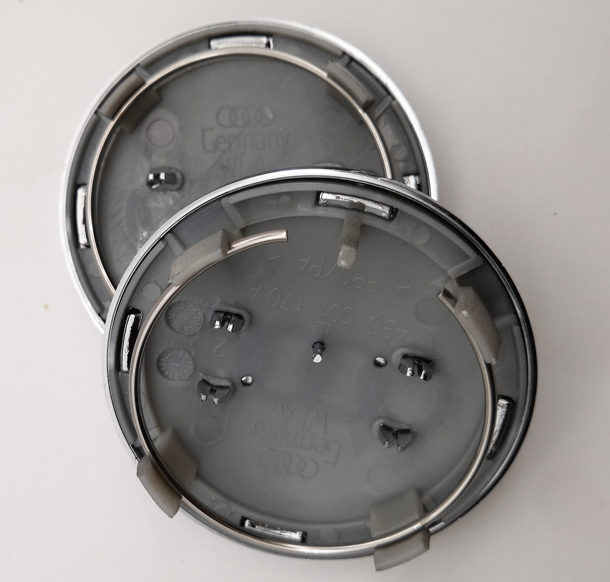 4 x nero AUDI lega ruota centro CAP 69 mm A3 A4 A5 A6 S line TT Rs Q3 Q7