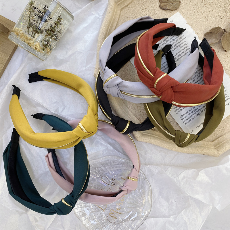 Korean version of Phnom Penh contrast color hair hoop, cross knot in the middle, fabric art, wide edge, elegant, lovely and versatile