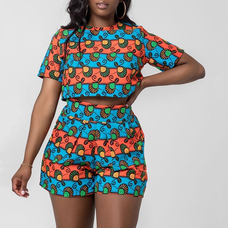 

Women African Clothes 2 Pieces Set ( Tops+Shorts) Summer Casual African Dresses for Women Traditional Clothing
