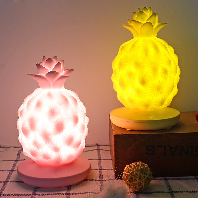 

Usb charging pineapple night light Creative children's bedside lamp charging led desk lamp Cute silicone lamp night light