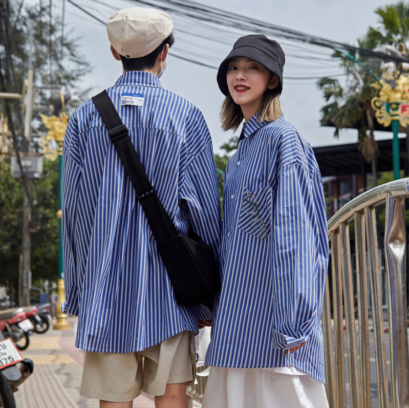 

2020 Spring And Autumn New Youth Popular Vertical Stripes Loose Single-breasted Long-sleeved Shirt Fashion Casual Wild Couples, Blue