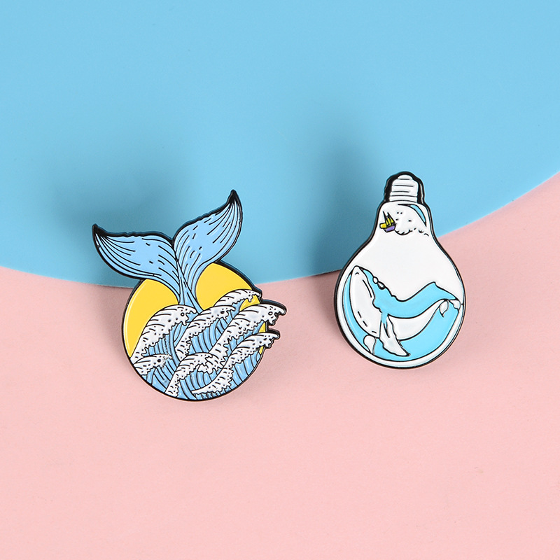 

Graceful Pins Whale In The Light Bulb Mermaid Plunged Into The Waves With Wave Rolling In The Setting Sun Originality Accessory
