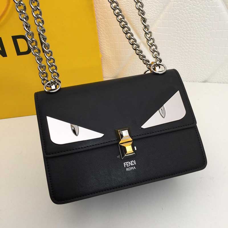 Small Size:22*17*8cm