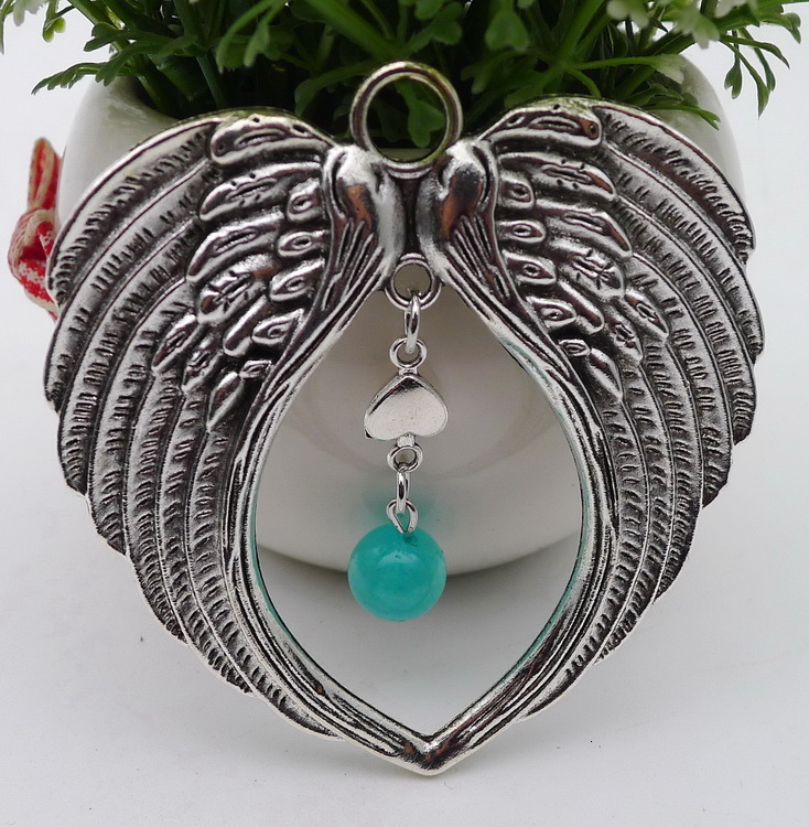 

Keyrings Charms Wholesale Alloy Tuba Love Wing Peach Edema With The Heart Involved Crystal Key Pendant Buckle Ancient Silver Ornaments Parts