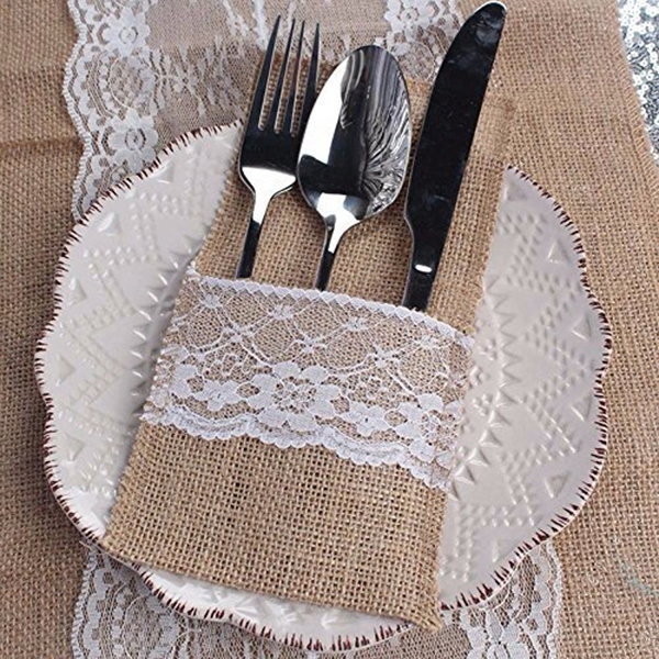 Yebobo 50 Pezzi di Iuta Naturale Posate Coltelli e forchette Set di Posate Posate Borsa Supporto Tela e Pizzo Decorazione di Cerimonia Nuziale del Partito 21 x 11 cm