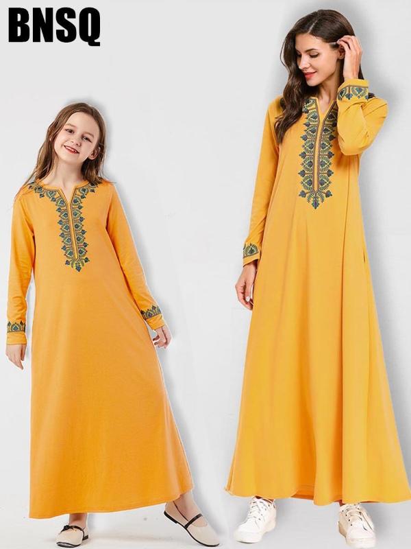 

Muslim Embroidery Girls Abaya Maxi Dress Ethnic Children's Wear Family Matching Outfits Kimono Long Robes Eid Ramadan Islamic