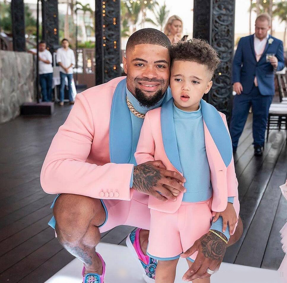 

2020 Blue and Pink Groomsmen Suit Peak Lapel Groom Tuxedos Mens Wedding Suits Wedding/Prom/Beach/Dance Best Man Blazer Tux(Jacket+Pants, Black;gray