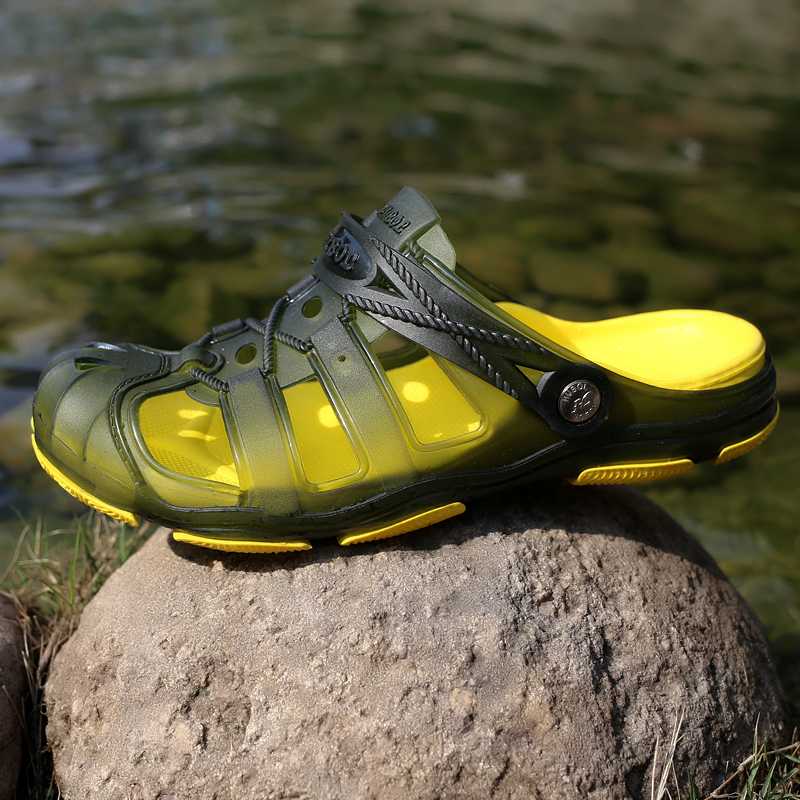 

Original New Garden Flip Flops Water Shoes Men Walking Hollow Summer Beach Aqua Slipper Outdoor Swimming Sandals Gardening Shoes, Blue