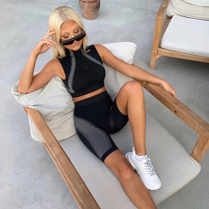 

Zipper 2 Piece Set Women Sport Seamless Yoga Set Sleeveless Tank Top Biker Shorts Gym Shorts Yoga Sets Women Gym Clothes, Black