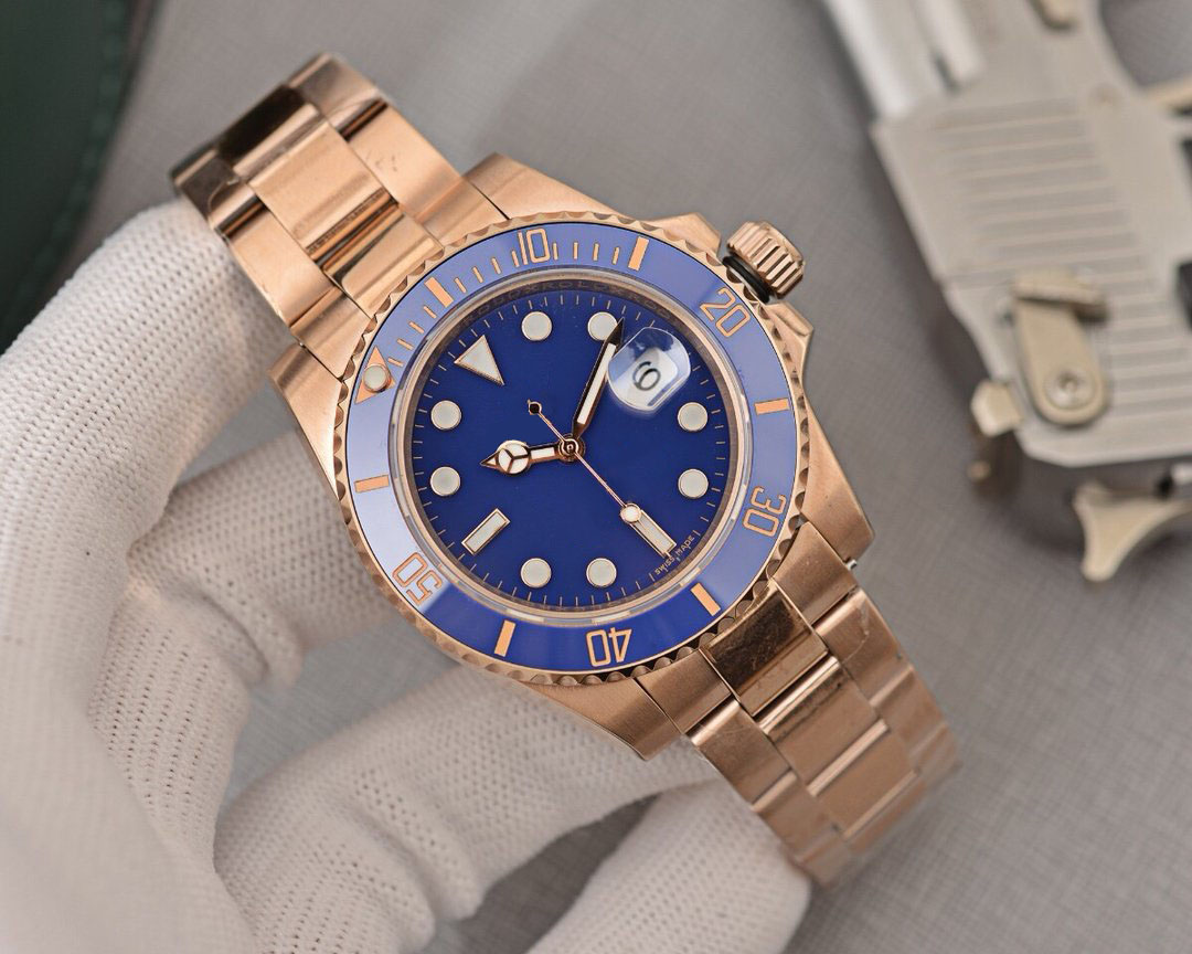 

Men Watch Automatic Movement 40mm 316L stainless steel Watchcase 100m Waterproof Men Wristwatches V2