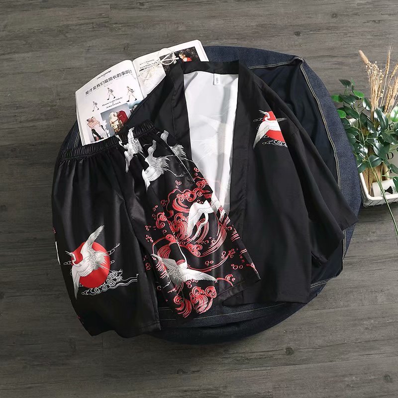 

Black Print Yukata Men Summer Boho Kimonos Shorts Beach Suit Haori Asian Clothes Shirt Kimono Cardigan Men Japanese Pajamas Mens